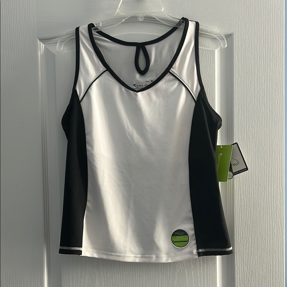 Tek Gear Black and White Fitted Crop Tank Top